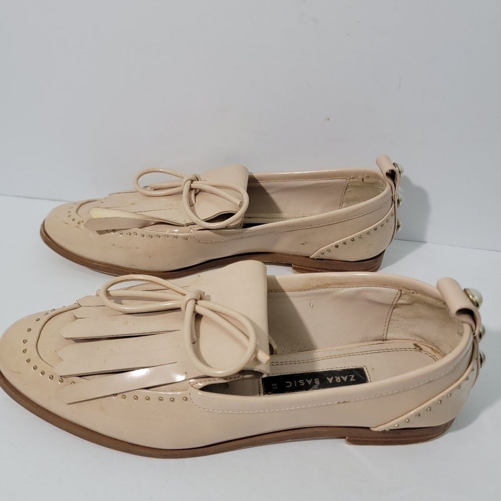 ZARA Women Ivory Patent Leather Kilty Slip-On Loafer Sz 37 Tie Details - Picture 3 of 10